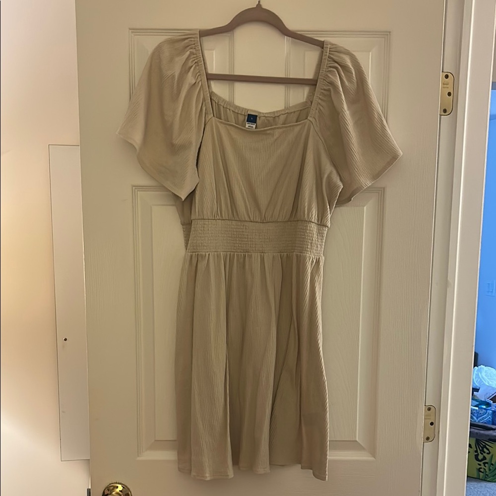 Old Navy Tan Puff Sleeve Sundress